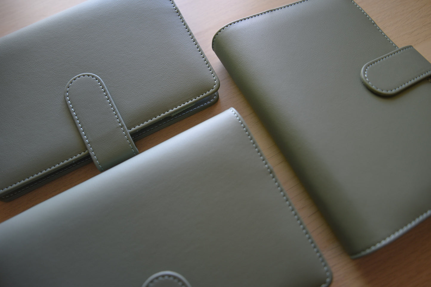 A6 Charlotte Binders